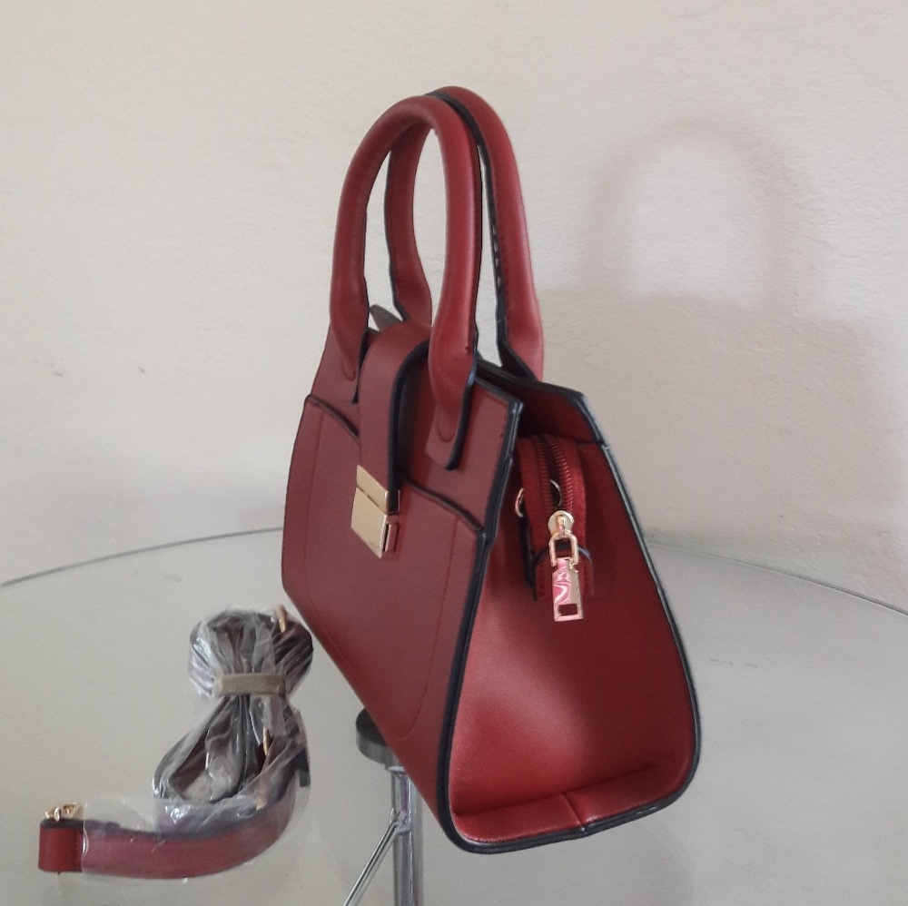 NWT ISABELLE VEGAN 2 IN 1 SET TOTE & SATCH⦠- Picture 6 of 8